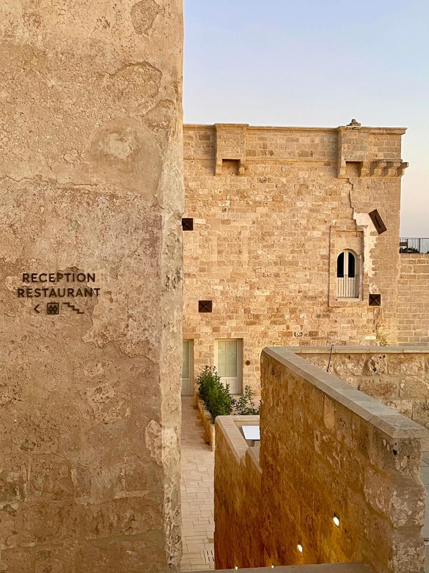 Masseria Donna Menga - The Leading Hotels Of The World Torre Lapillo Esterno foto