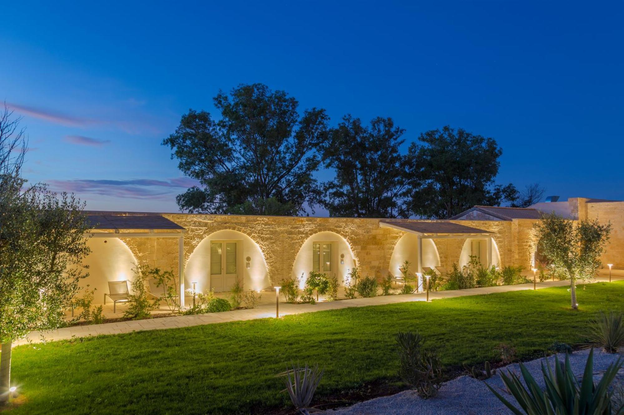 Masseria Donna Menga - The Leading Hotels Of The World Torre Lapillo Esterno foto