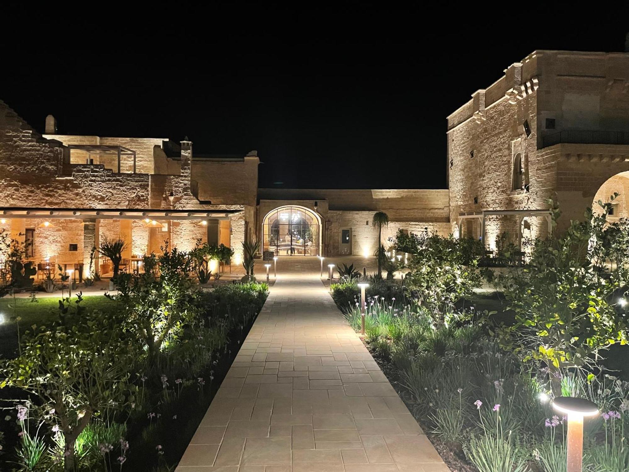 Masseria Donna Menga - The Leading Hotels Of The World Torre Lapillo Esterno foto