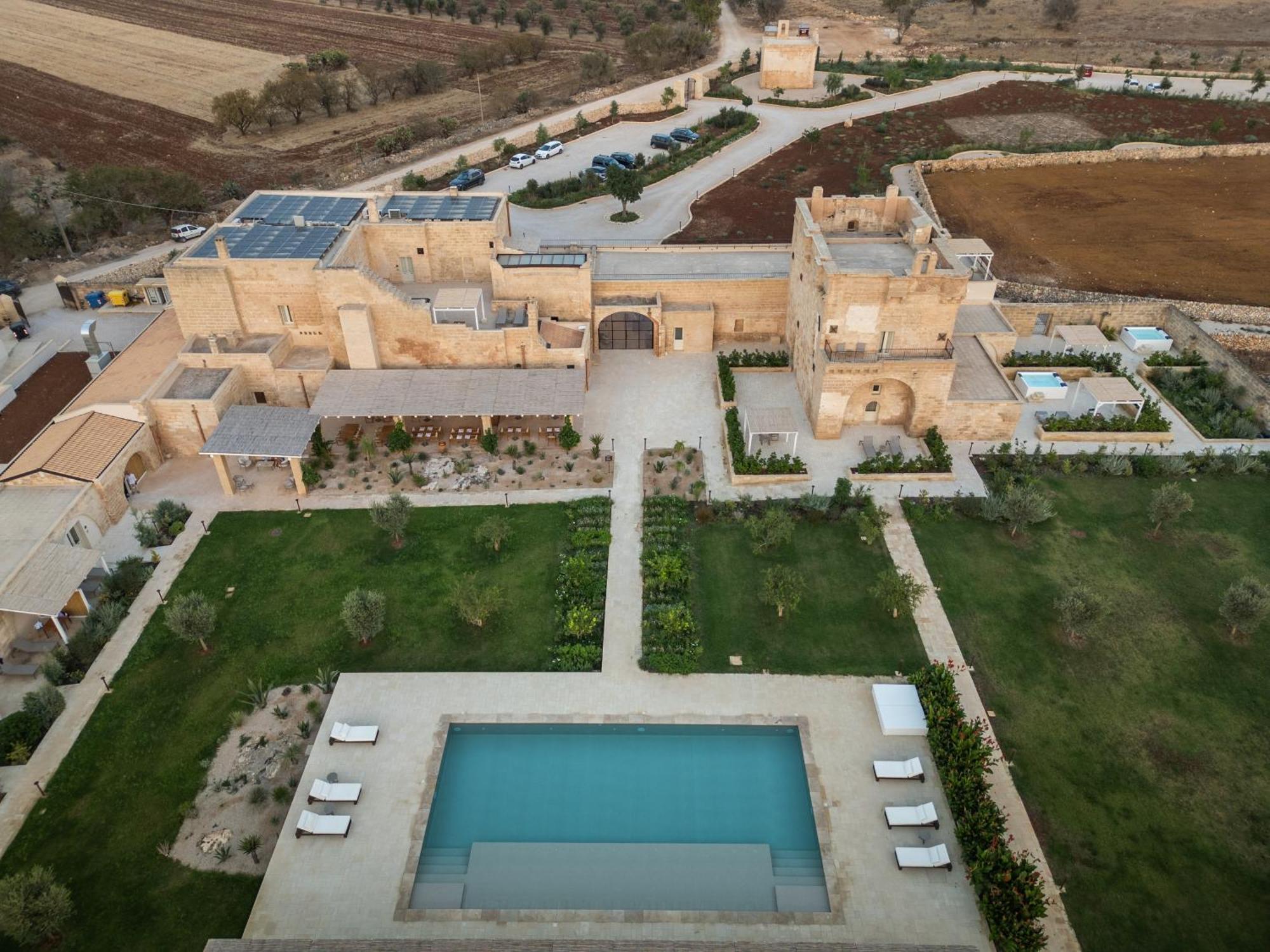 Masseria Donna Menga - The Leading Hotels Of The World Torre Lapillo Esterno foto