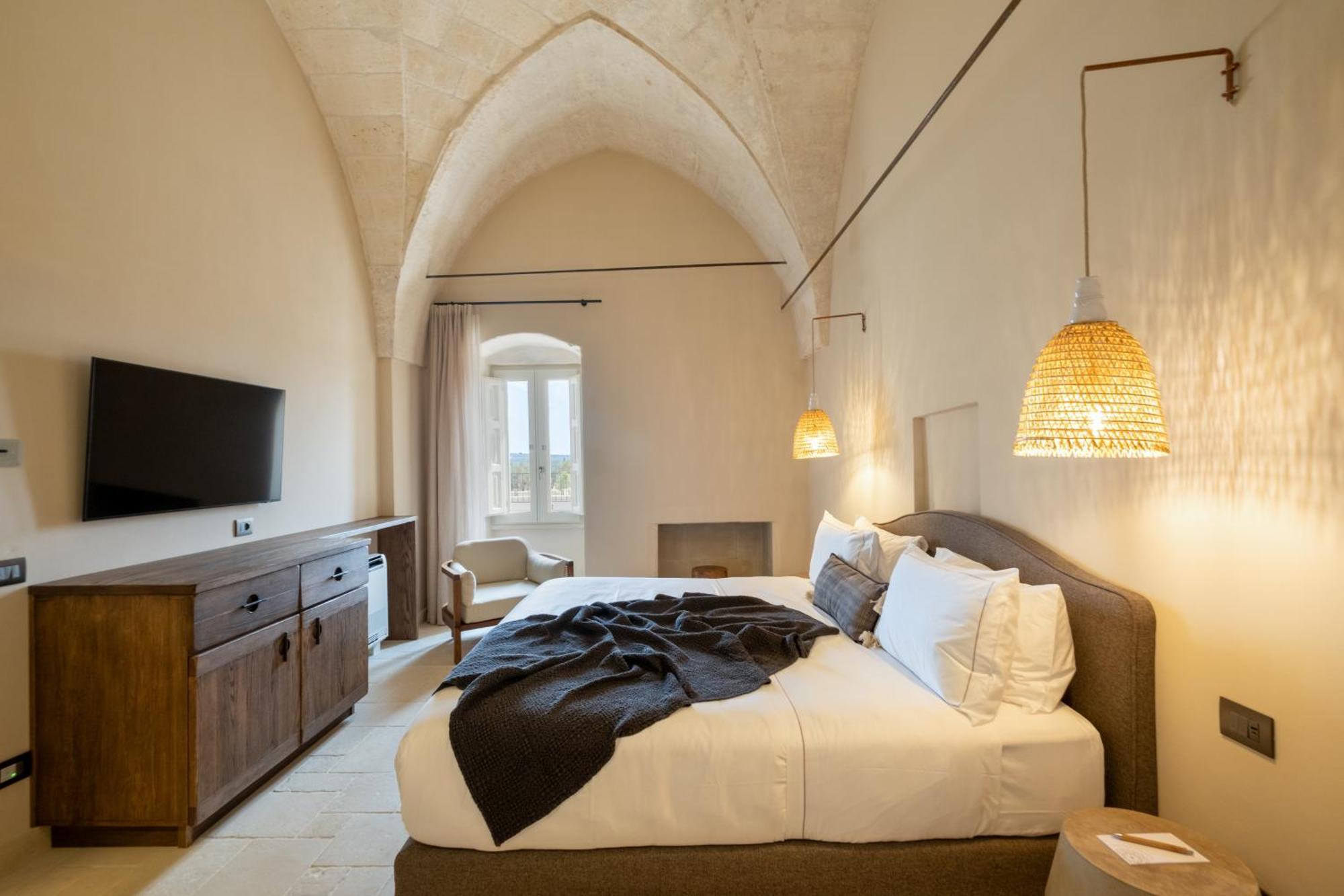 Masseria Donna Menga - The Leading Hotels Of The World Torre Lapillo Esterno foto