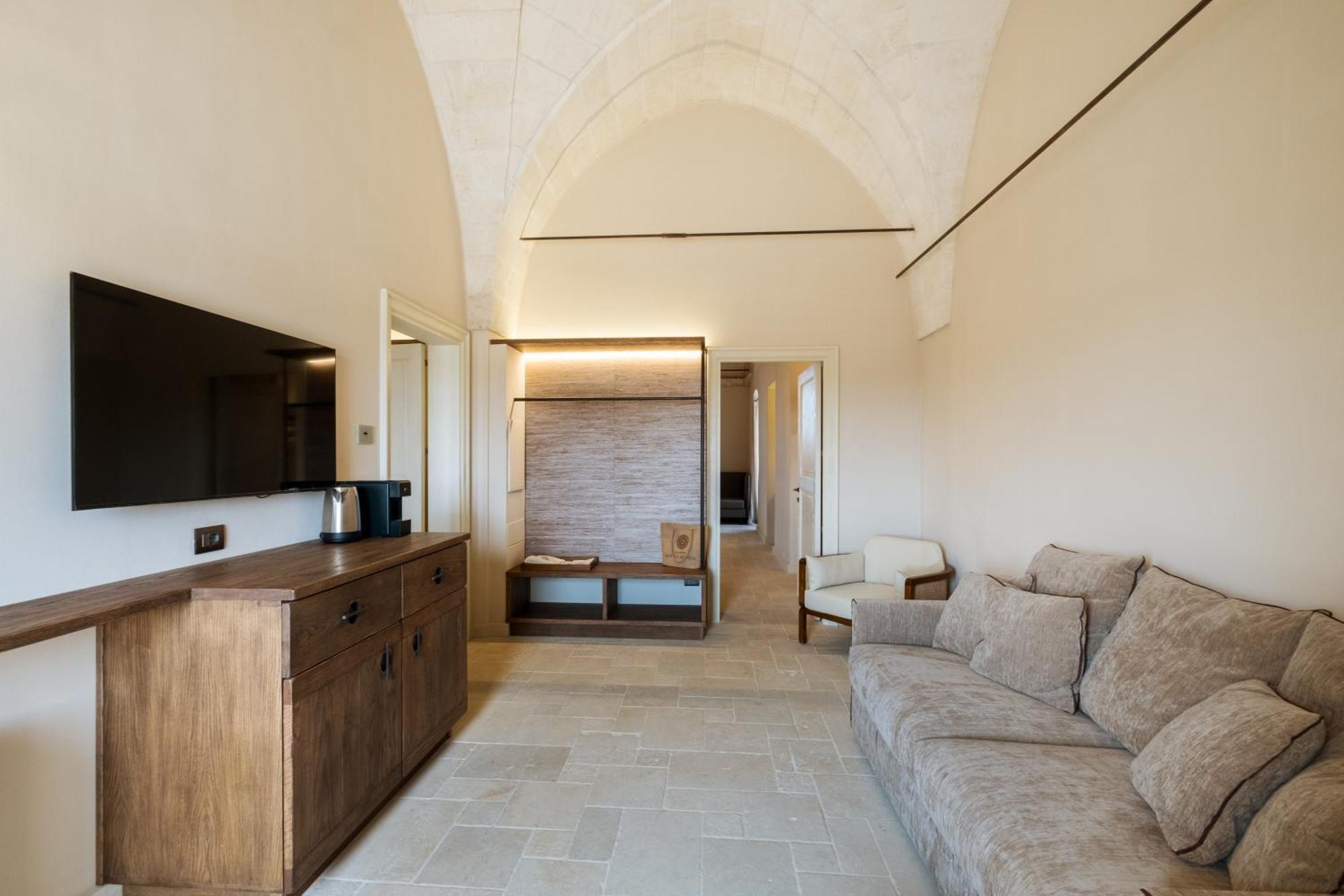 Masseria Donna Menga - The Leading Hotels Of The World Torre Lapillo Esterno foto
