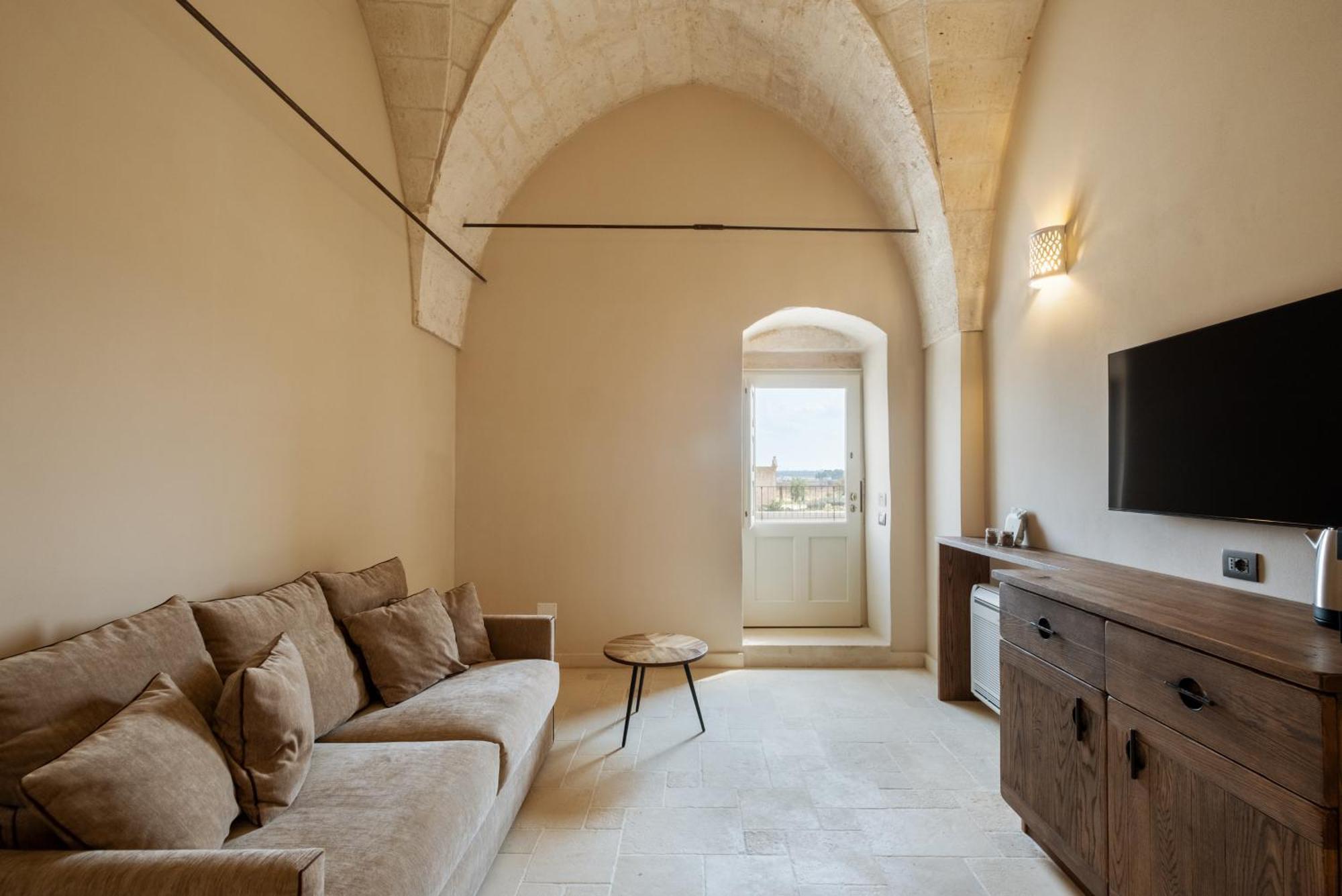 Masseria Donna Menga - The Leading Hotels Of The World Torre Lapillo Esterno foto
