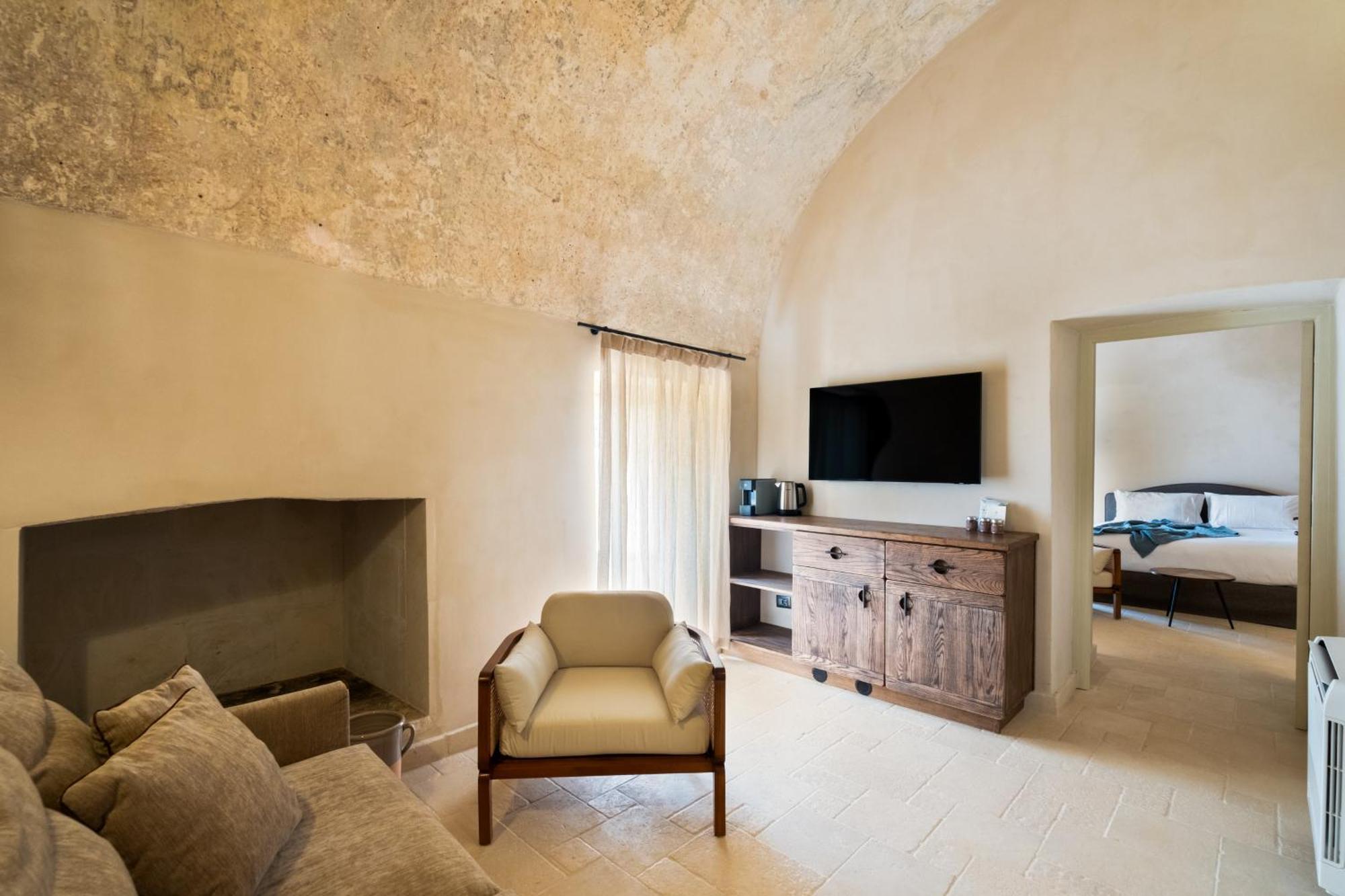 Masseria Donna Menga - The Leading Hotels Of The World Torre Lapillo Esterno foto
