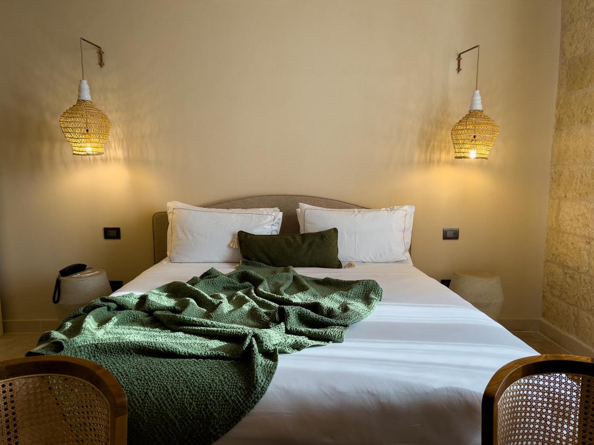 Masseria Donna Menga - The Leading Hotels Of The World Torre Lapillo Esterno foto